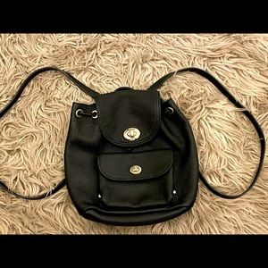 COACH MINI TURNLOCK RUCKSACK BACKPACK IN PEBBLE LEATHER MIDNIGHT NAVY 37581